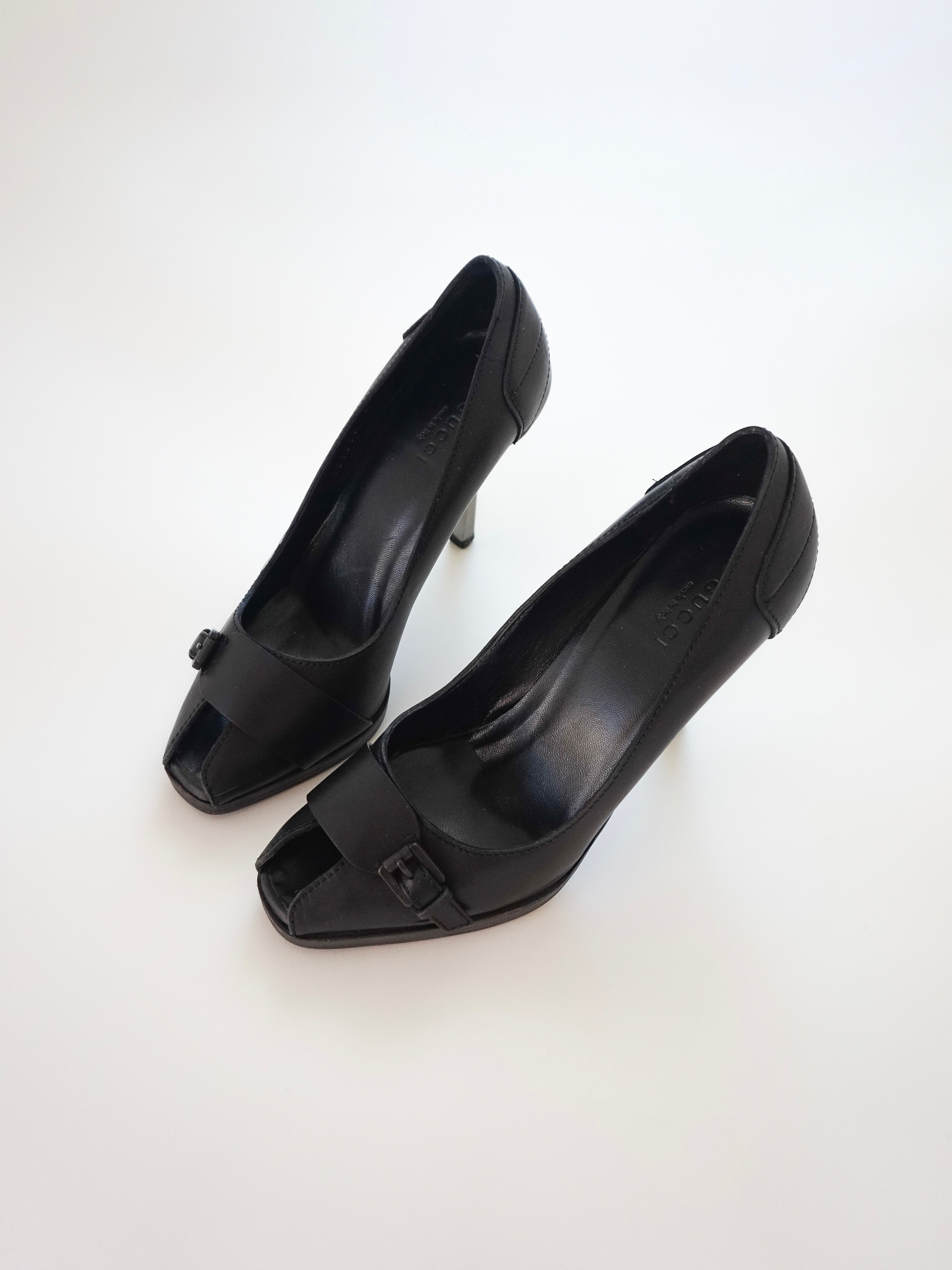 Gucci Black Leather Buckle Silver Heel Peep-Toe High Heels (US 6)