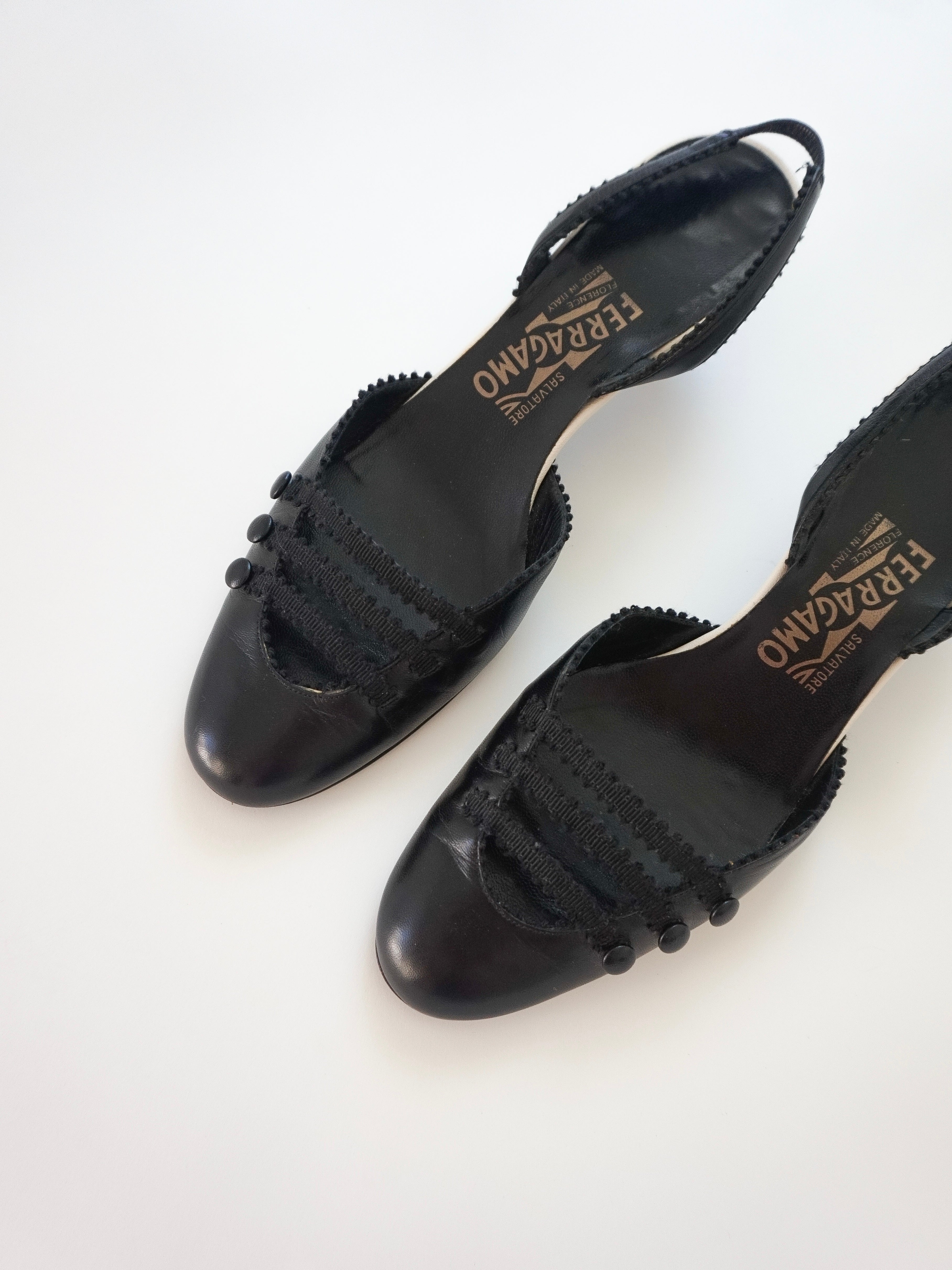 Salvatore Ferragamo Black White Mary Jane Strappy Leather Slingback Closed-Toe Kitten Heels (US 7 / US 7.5)