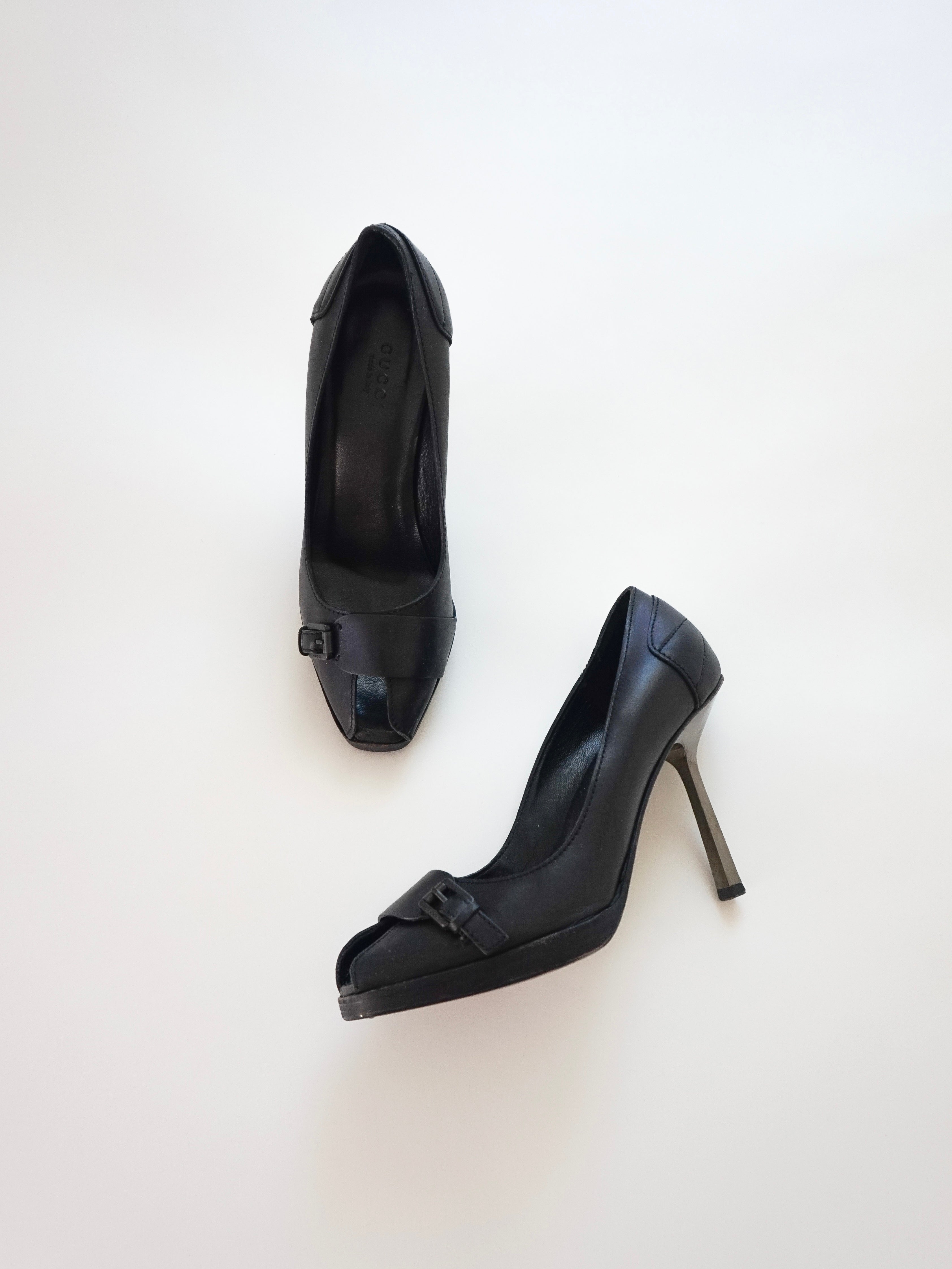Gucci Black Leather Buckle Silver Heel Peep-Toe High Heels (US 6)