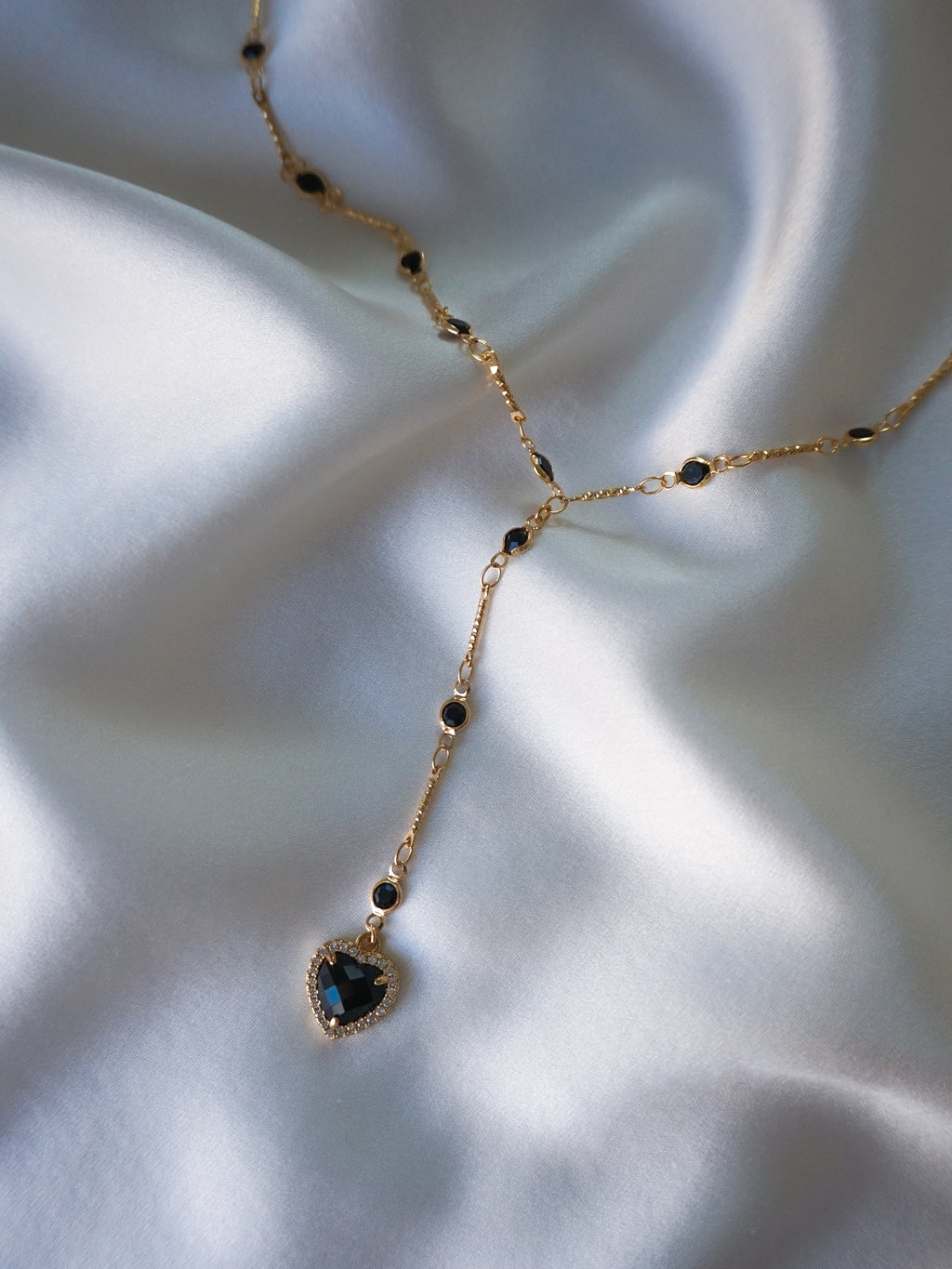 Black Onyx Heart Pendant Lariat Necklace