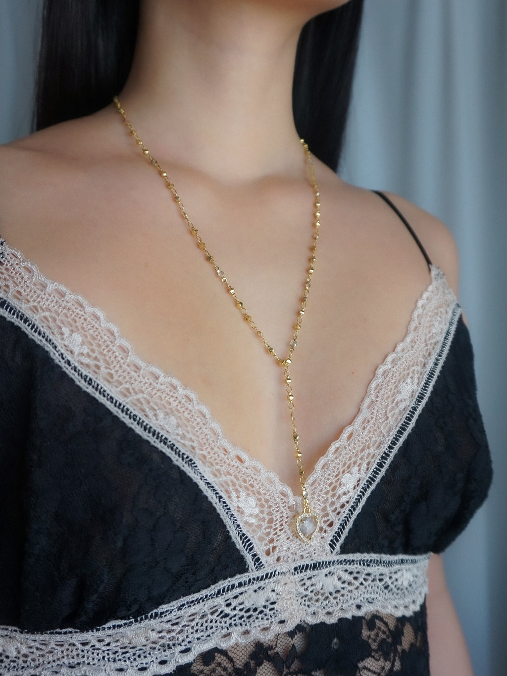 Clear Crystal Heart Pendant Lariat Necklace