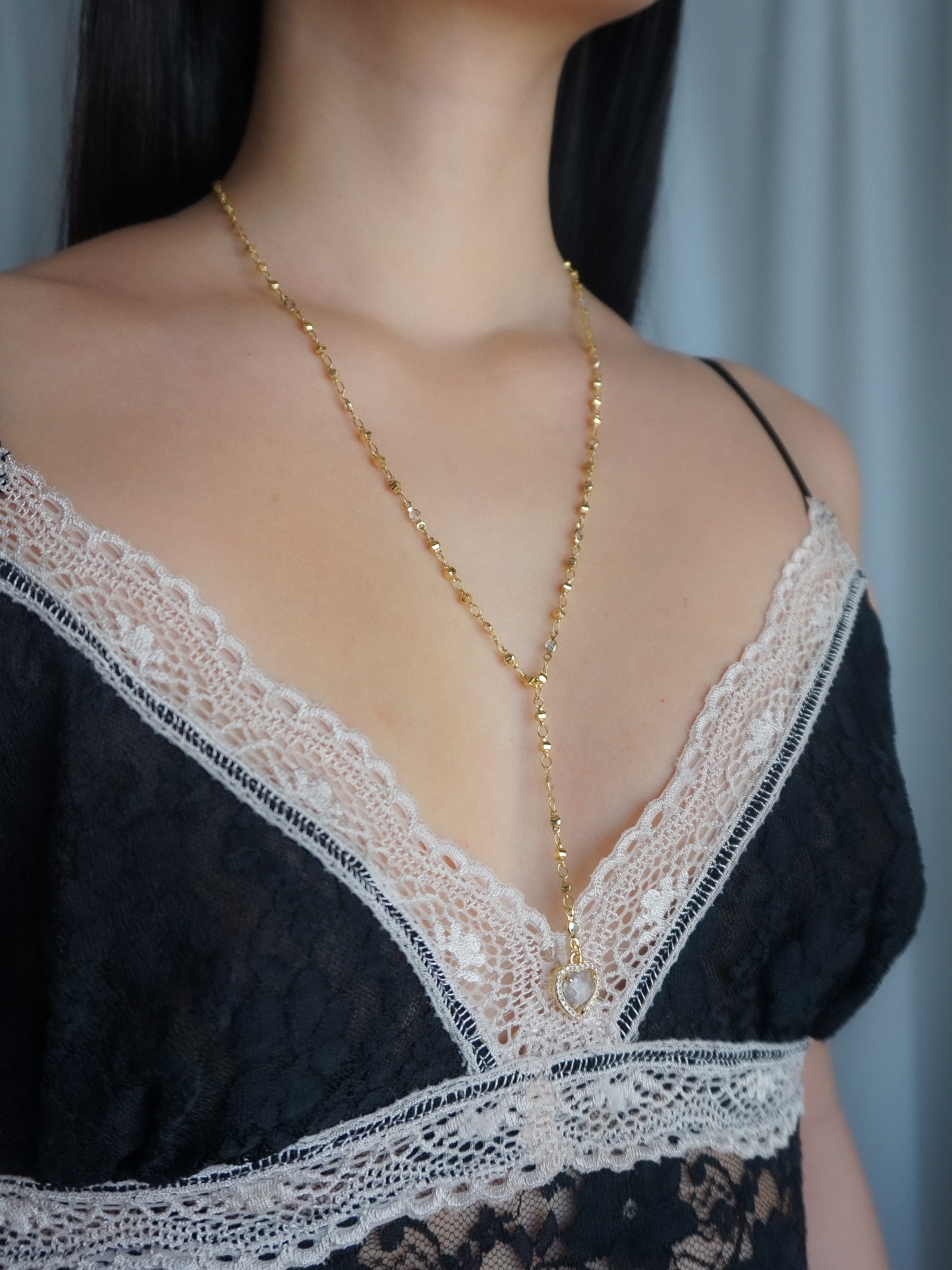 Clear Crystal Heart Pendant Lariat Necklace